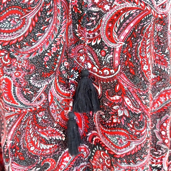 Cato top hi-low V-neck long sleeves Size large - Picture 7 of 10